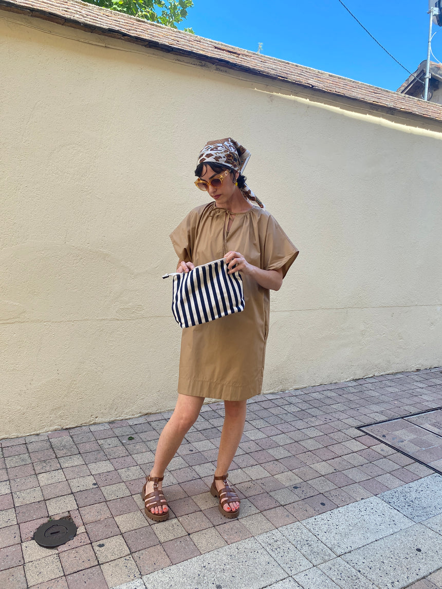 Robe en coton camel