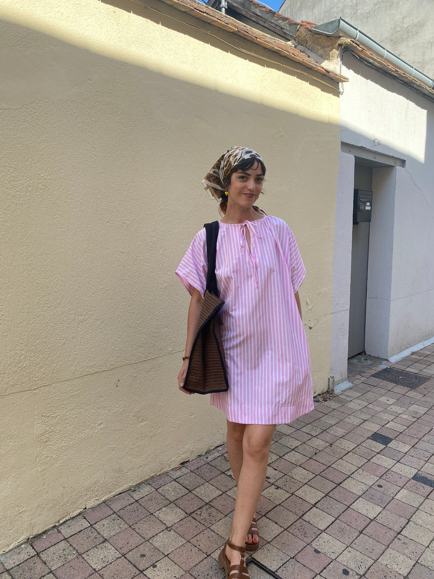 Robe en coton rayé rose