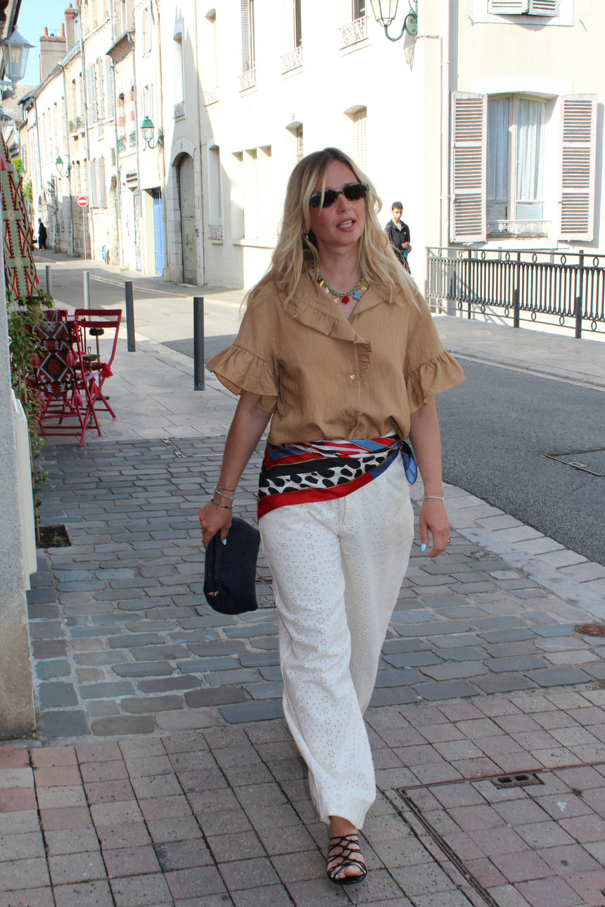 Pantalon crème en broderie anglaise