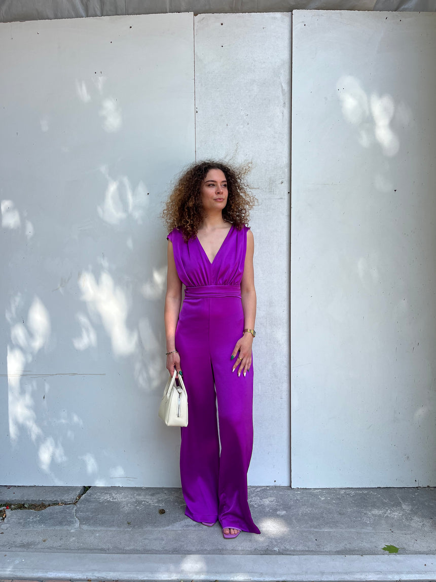 Combinaison violet satiné
