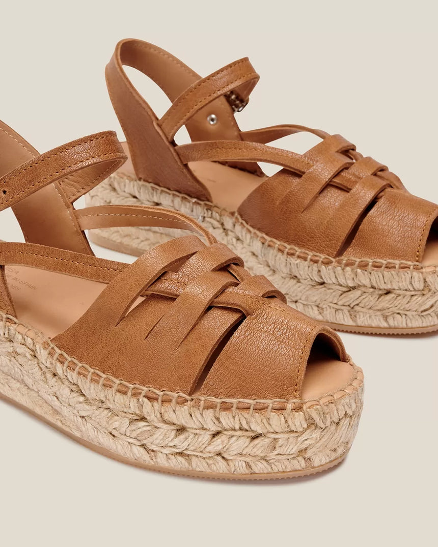 espadrilles en corde compensées en cuir cognac